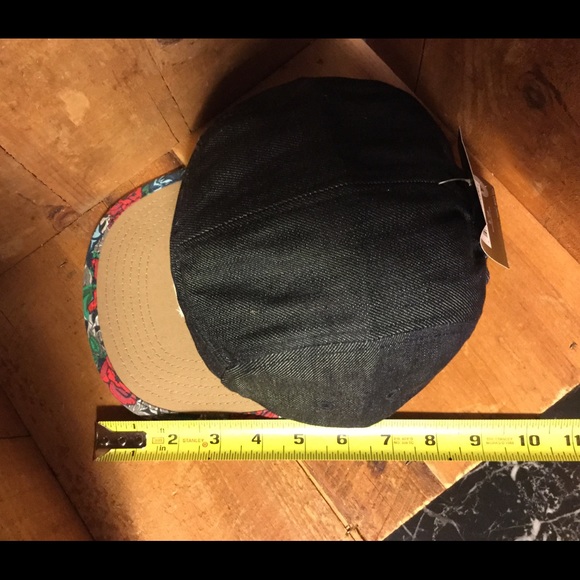 NWT Levi Denim Hat - Picture 7 of 9